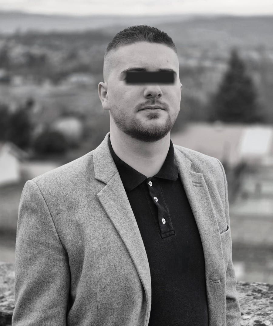Profil von Monji