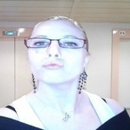 Profil von Maura